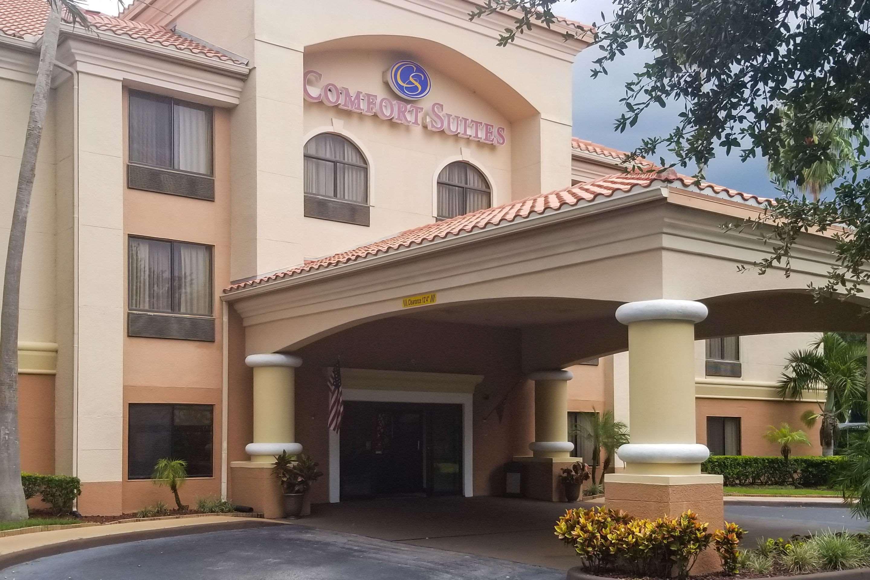 Best Western Plus Orlando East - Ucf Area Hotel Exterior photo