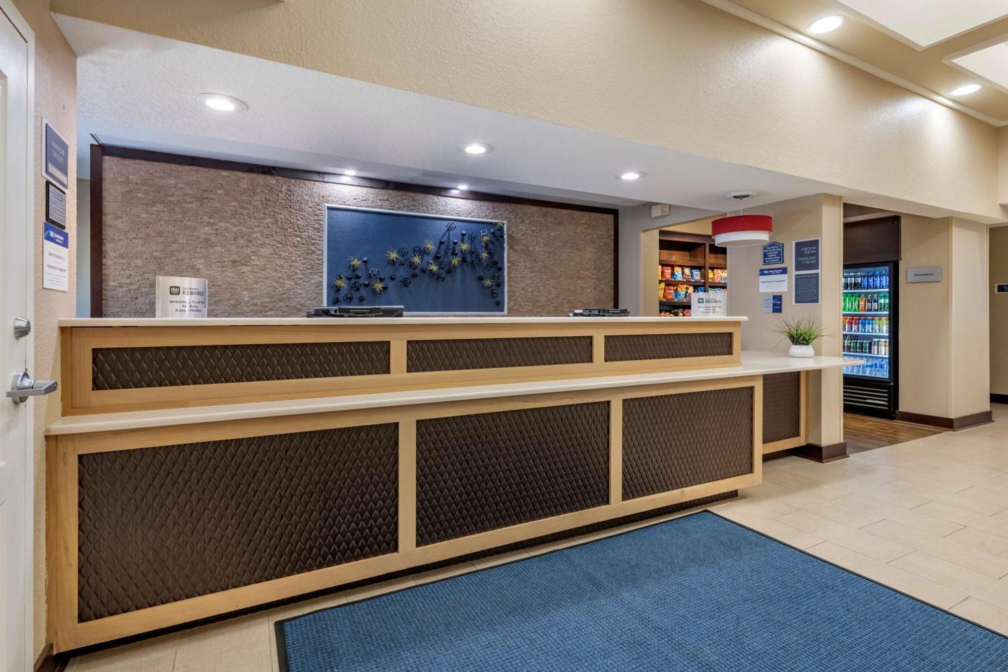 Best Western Plus Orlando East - Ucf Area Hotel Exterior photo